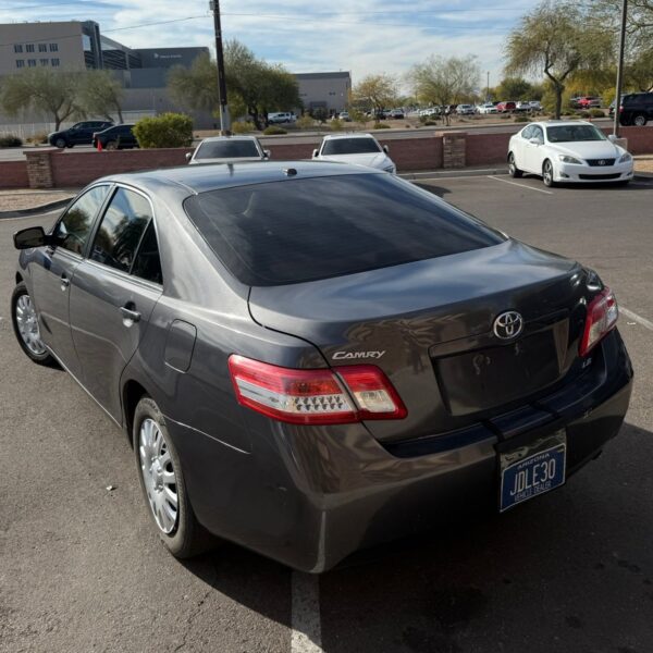 2010 Toyota Camry LE - Image 4