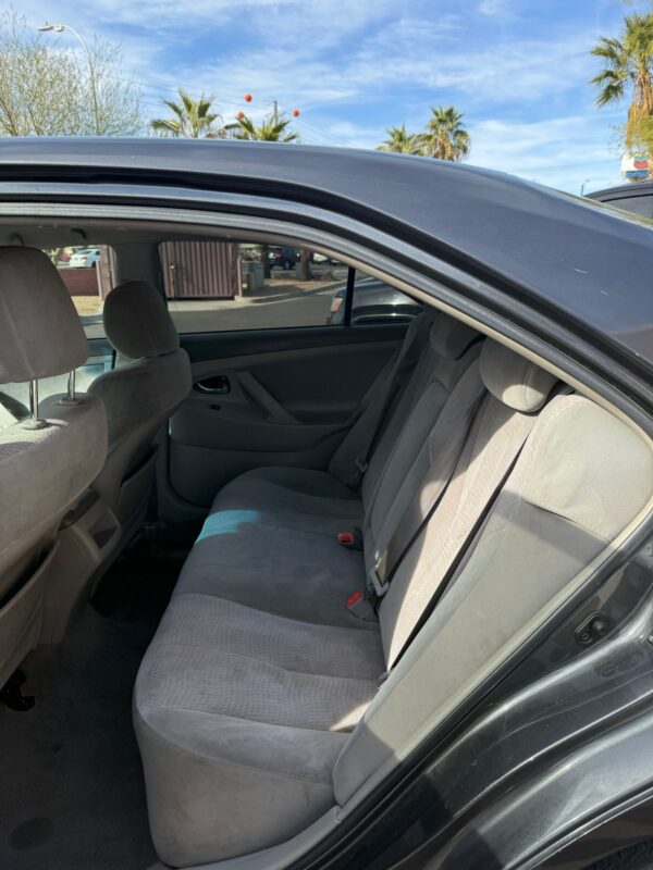 2010 Toyota Camry LE - Image 7